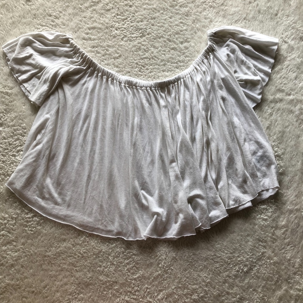 White Off the shoulder shirt